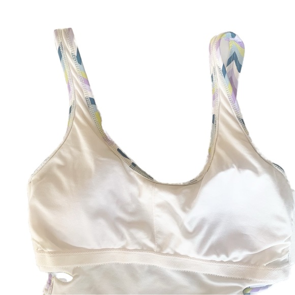 Sandflower One Piece Geometric Swimsuit Size M 8-10 - Picture 4 of 7